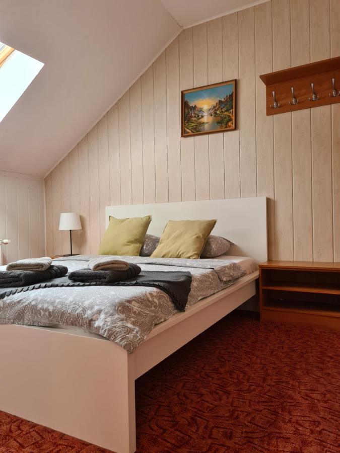 Guest House Kaktus Riga Exterior photo